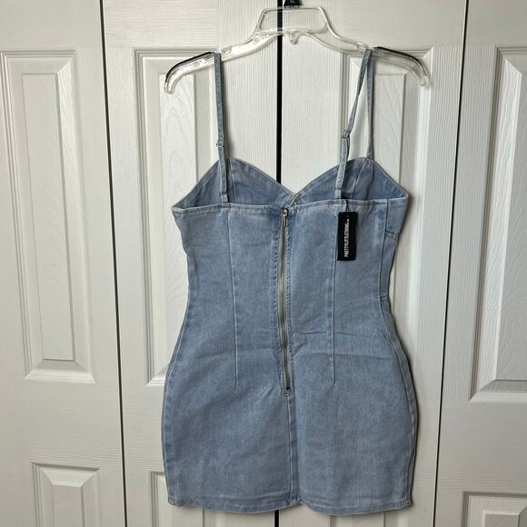 Pretty Little Thing Light Blue Corset Panel Denim Mini Dress NWT Size 6 - Picture 5 of 11